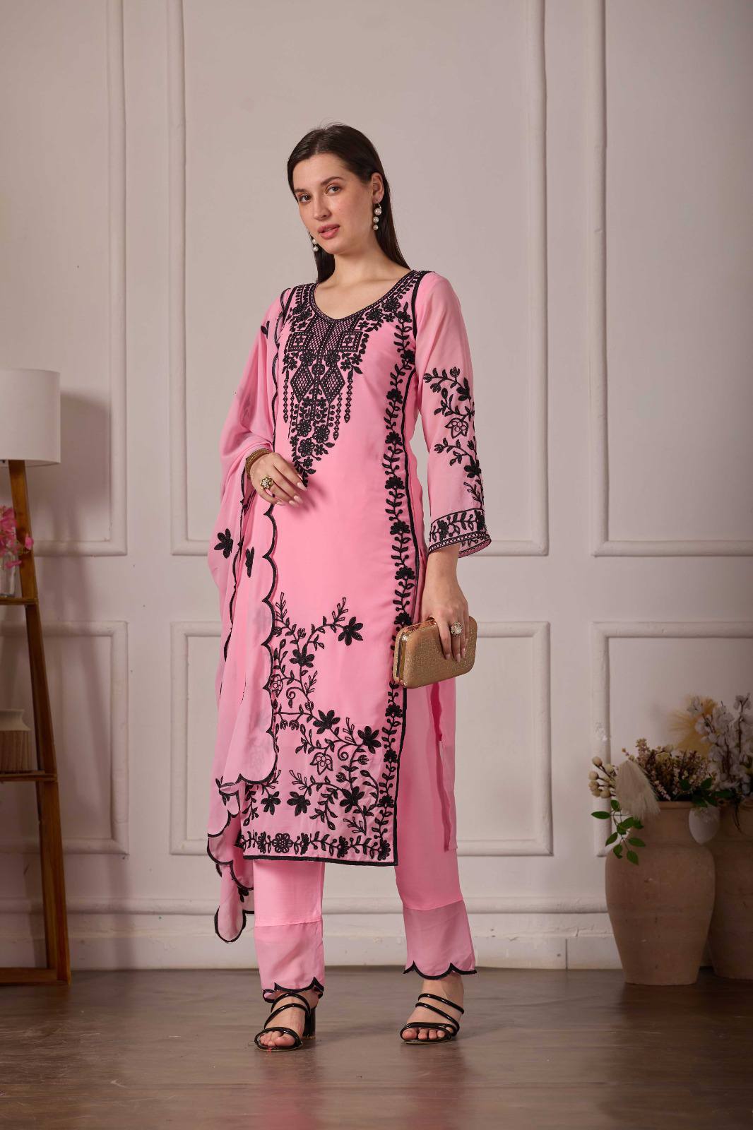 ZARIYAAN Pink Blossom – Elegant Black Floral Embroidered Designer Suit Set