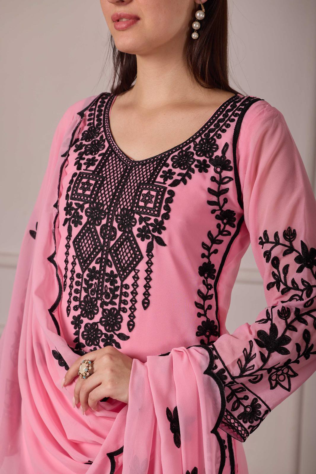 ZARIYAAN Pink Blossom – Elegant Black Floral Embroidered Designer Suit Set