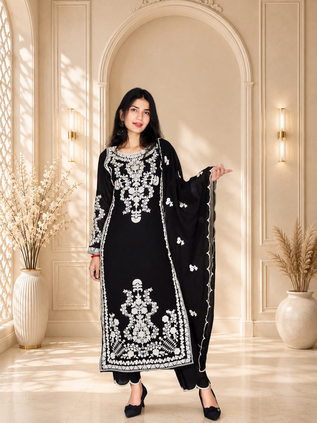 Noir Royale Embroidered Straight Kurta Set